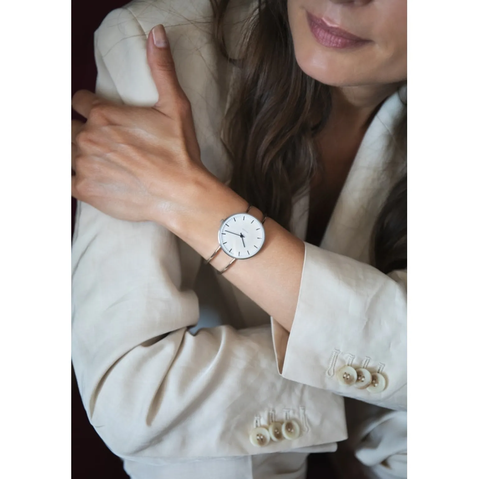 Arne Jacobsen - Rathausuhr Armreif - Ø34 - Weißes Zifferblatt, Stahlarmreif