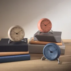 Arne Jacobsen - Umrandung des Rathauses - Beige