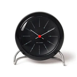 Arne Jacobsen Bankers Tischuhr - Schwarz mit schwarz