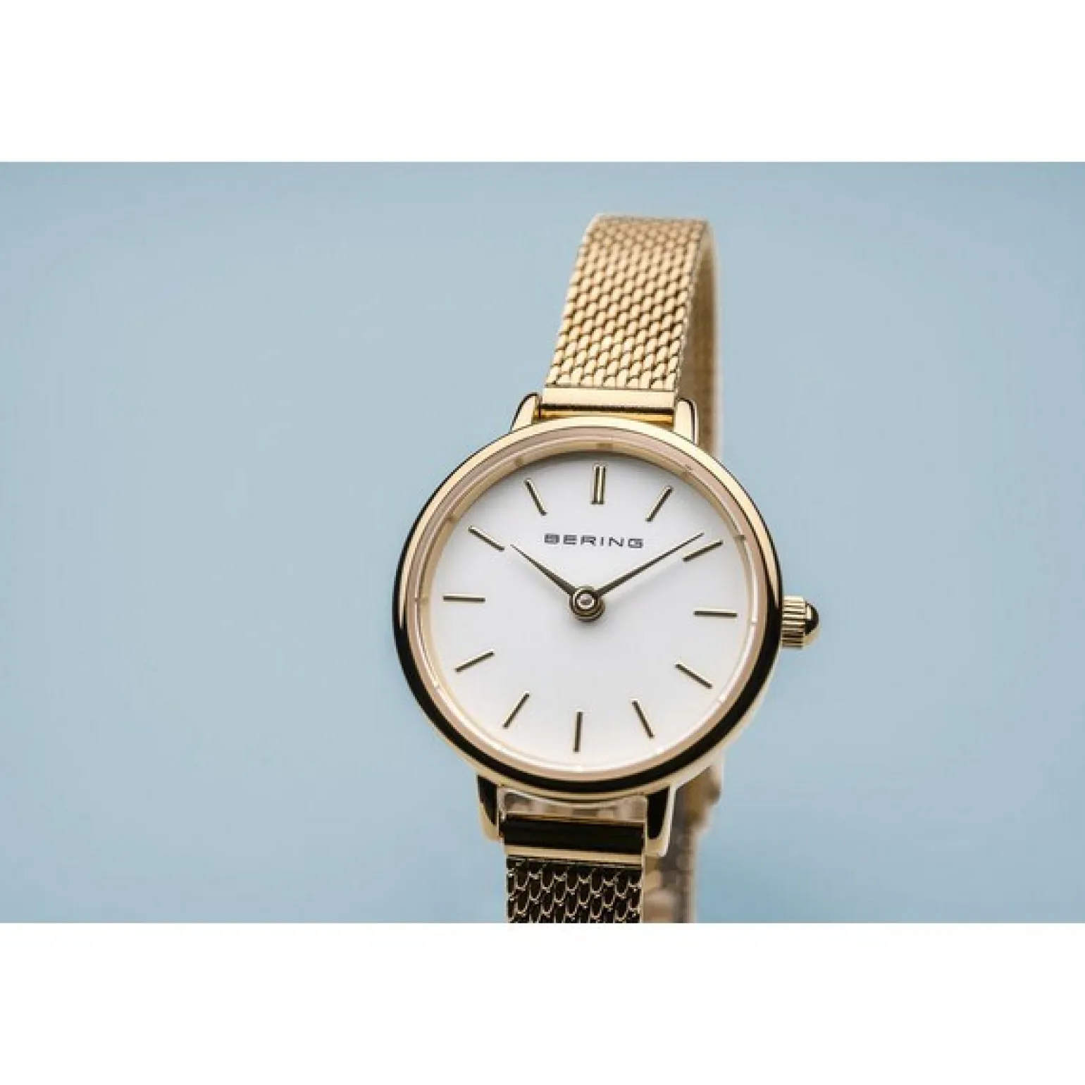Bering - Classic Collection Damenuhr in Goldfarben 34 mm