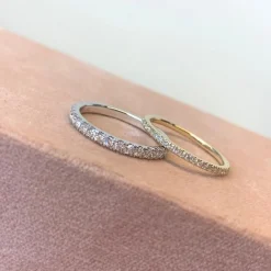 Dazzling - Ring aus 14 Karat Weißgold mit 0,16 Karat W/Si