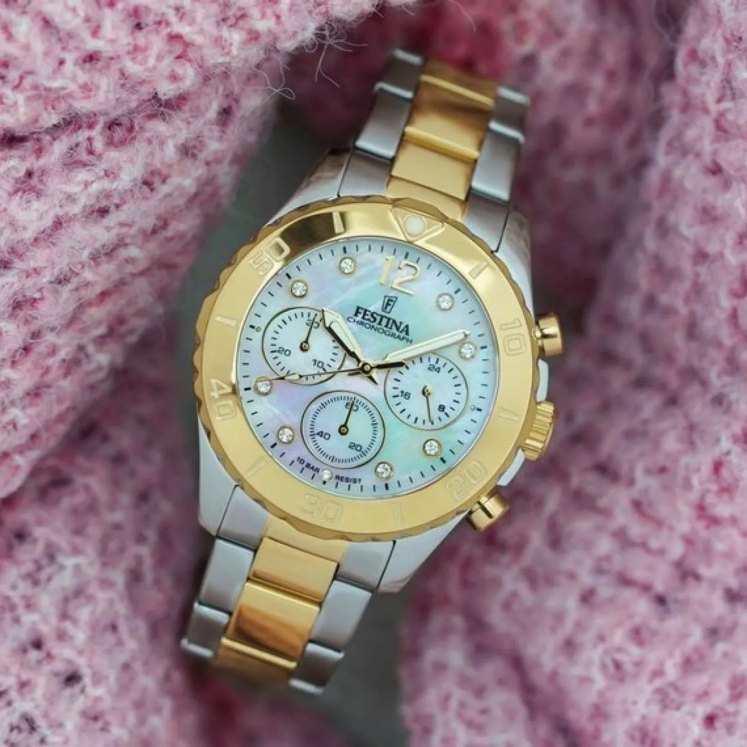 Festina - Chrono Damenuhr aus vergoldetem Stahl mit weißem Zifferblatt und Zirkonia