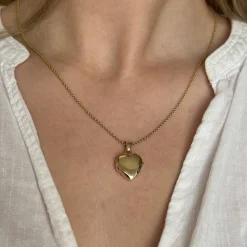 Glänzendes Herzmedaillon in 8-14 Karat - klein 16 x 19 mm