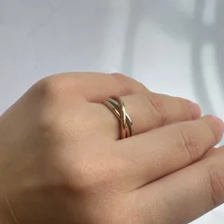 Gold & Silber Design - dreifarbiger Ring aus 8kt. Rot-, Weiß- und Roségold