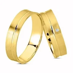 Goldringe in 8-14 Karat - Glänzend und seidenmatt mit 1 Brillant