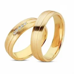 Goldringe in 8-14 Karat - seidenmatt - 5x0,01 ct. Diamanten