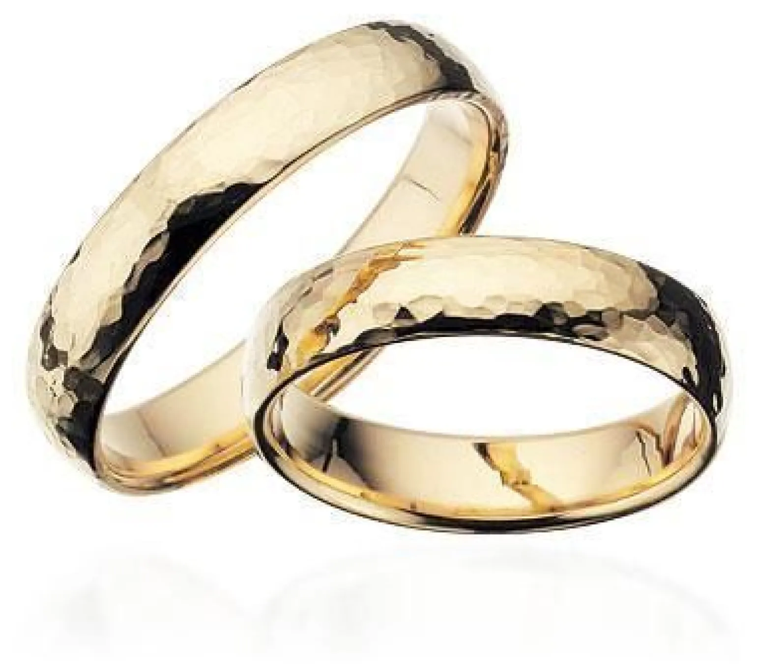 Goldringe in 8-14 kt. 4,5 mm. gebogen und gehämmert. Mit oder ohne Brillant