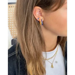 Jeberg Baby Heart Ohrringe aus vergoldete silber mit blauer Emaille