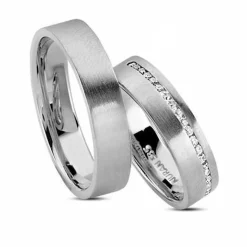 14 kt Weißgold Ringe - seidenmatt - 20x0,01 kt. Brillanten