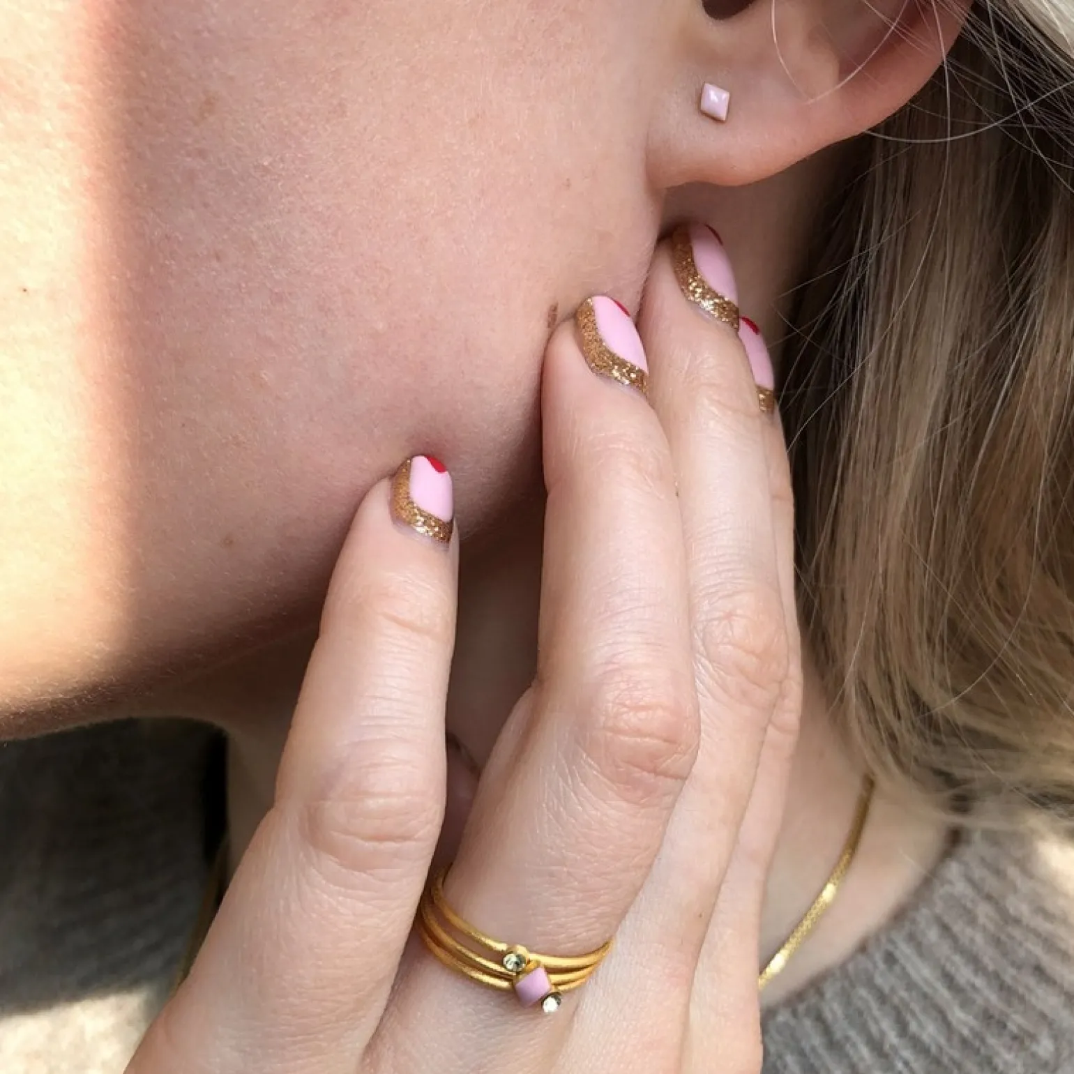 LULU Copenhagen Konfetti Ohrringe in vergoldete silber Gelb