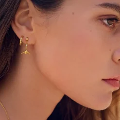 Maanesten - Adella Ohrringe aus vergoldete silber mit Delphin