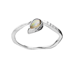 Maanesten - Cille Ring aus Silber mit Opal