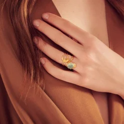 Maanesten - Göttin-Ring mit Prehnit in vergoldetem Silber