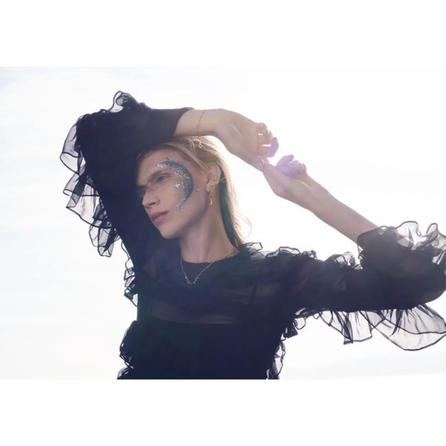 Maanesten - Phoebe Ohrringe aus vergoldetem Silber