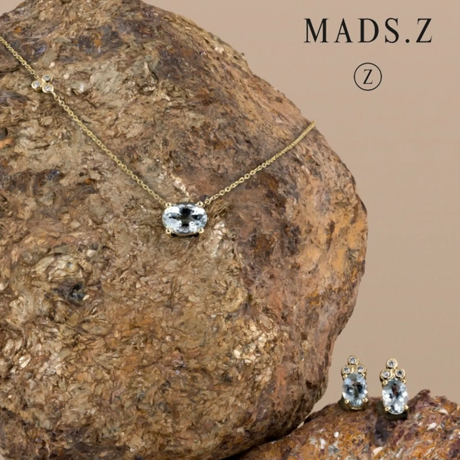 Mads Z - Aquamarin Ohrringe aus 14-Kt Gold mit ingesamt von 0,045 Karat