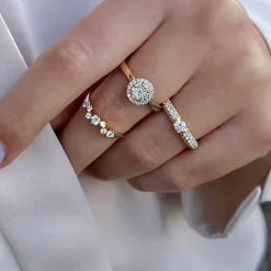 Mads Z - Gemma Diamantring aus 14 Karat Gold mit insgesamt 0,30 Karat.