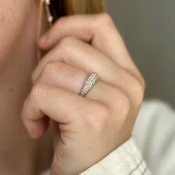 Mads Z - Half Moon ring aus 14 Karat Gold mit insgesamt 0,80 Karat