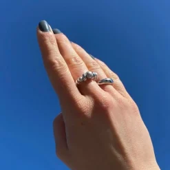 Mads Z - Swirl w Perle Ring in Silber mit Perlen**