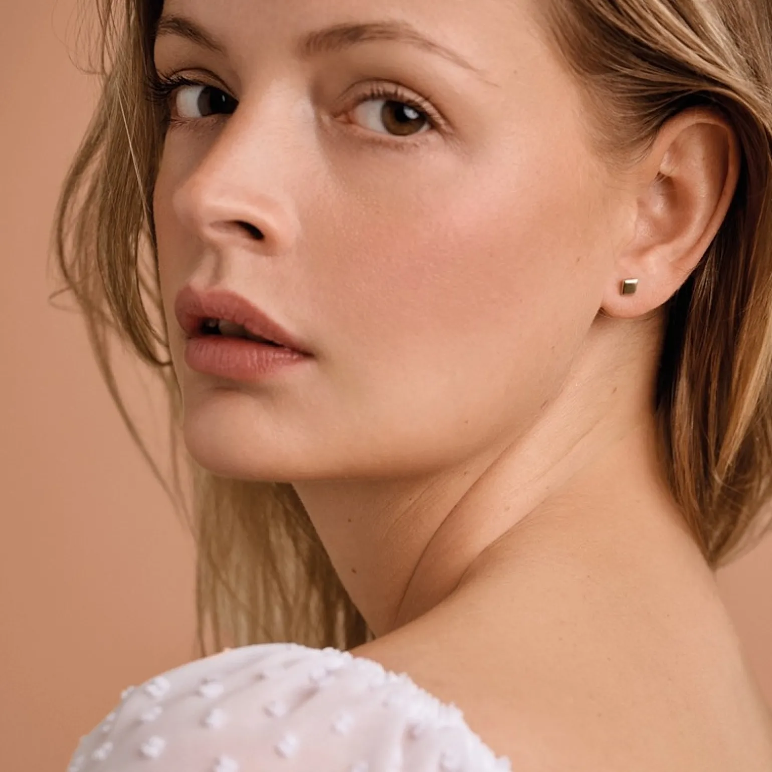 MELFIA Ohrstecker aus 14kt. Gold in 6mm