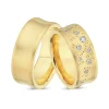 Nuran - Eheringe aus 14 kt Gold mit Diamanten von insgesamt 0,18ct