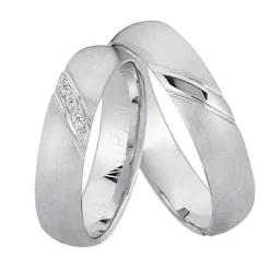 Nuran - Trauringe aus 14kt. Weißgold mit insgesamt 0,03ct. Diamanten