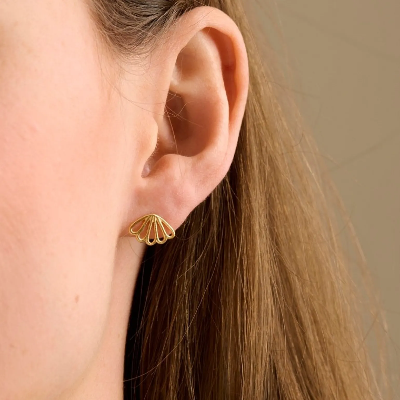 Pernille Corydon - Bellis Nieten in vergoldete silber