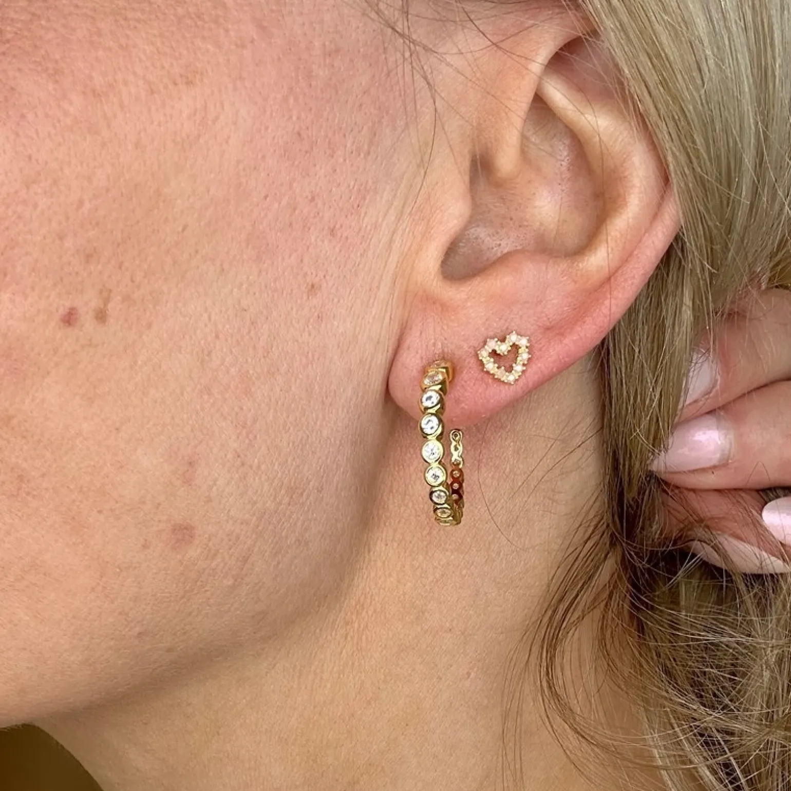 Pico - Alba Kristall-Ohrstecker in vergoldete silber