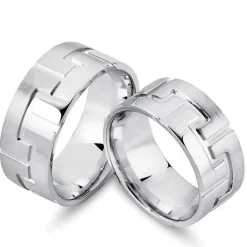 Rhodinierte Silberringe mit einzigartiger Struktur