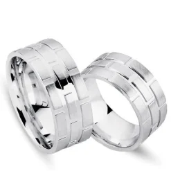 Rhodinierte Silberringe mit einzigartiger Struktur