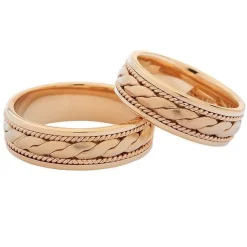 Ringe aus 14 Karat Roségold mit Flechtmuster