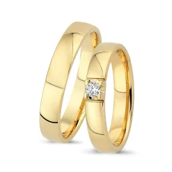 Ringe aus 14 kt Rotgold - mit 0,09 kt Brillant