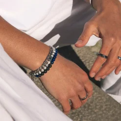 Samie - Loui armband mit blauem Lapis und schwarzem Lavastein