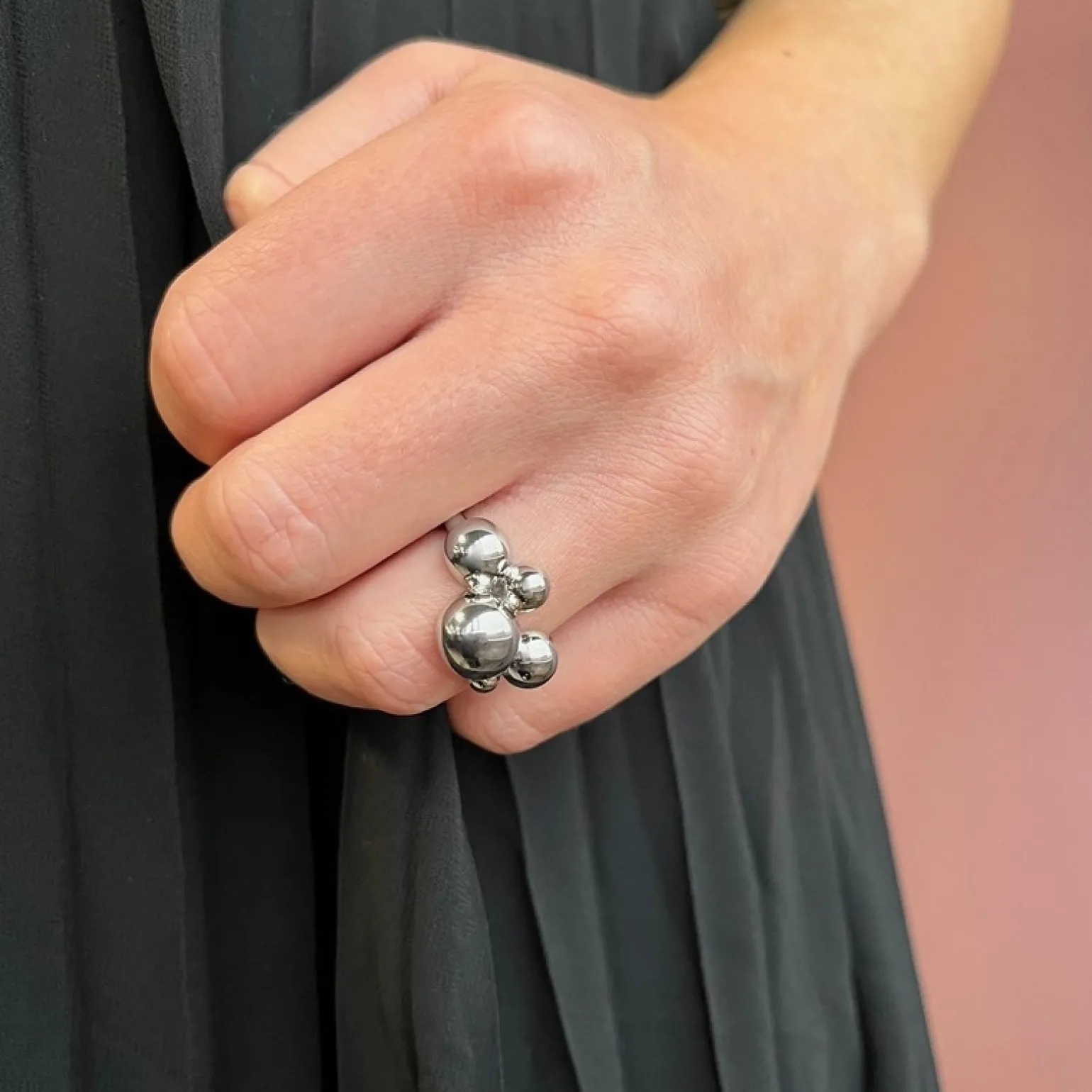 Scrouples - Großer Sphere Ring in poliert silber