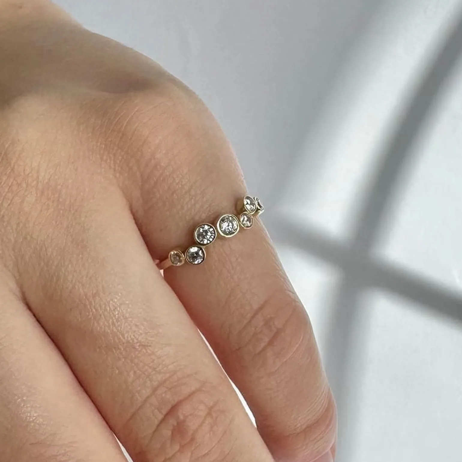 Siersbøl - 8 kt. Goldring mit Zirkonen