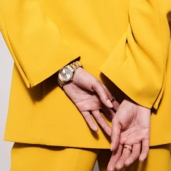 Sif Jakobs Uhr VALERIA in zweifarbigem Stahl mit silber metallischem Zifferblatt